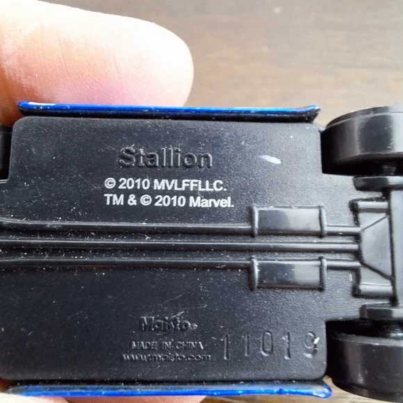 Lot Of 8 Cars Hot Wheels, Marvel, Batman, Sonic Various Dates - Picture 8 of 16